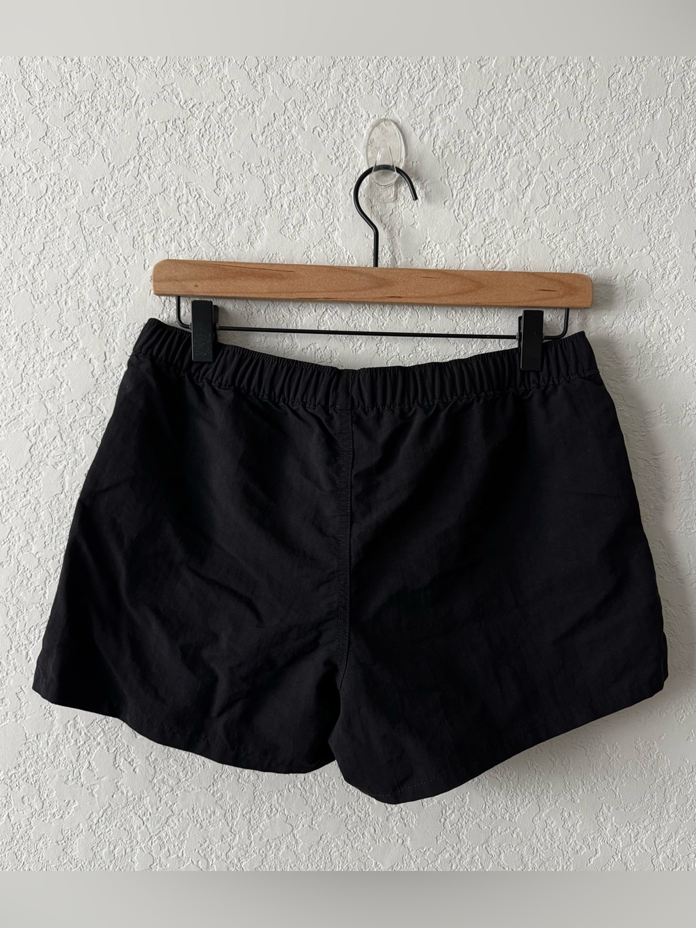 Patagonia Women’s Baggies 5” Shorts Black Small - Picture 3 of 8